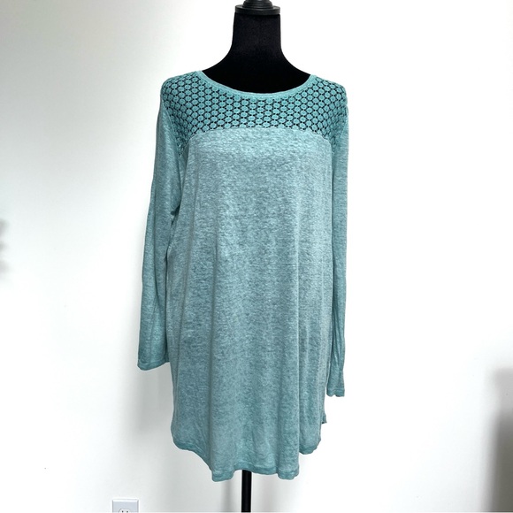 Anthropologie, Akemi + kin, Amis linen tunic top, with crochet lace. Size L - Picture 2 of 9